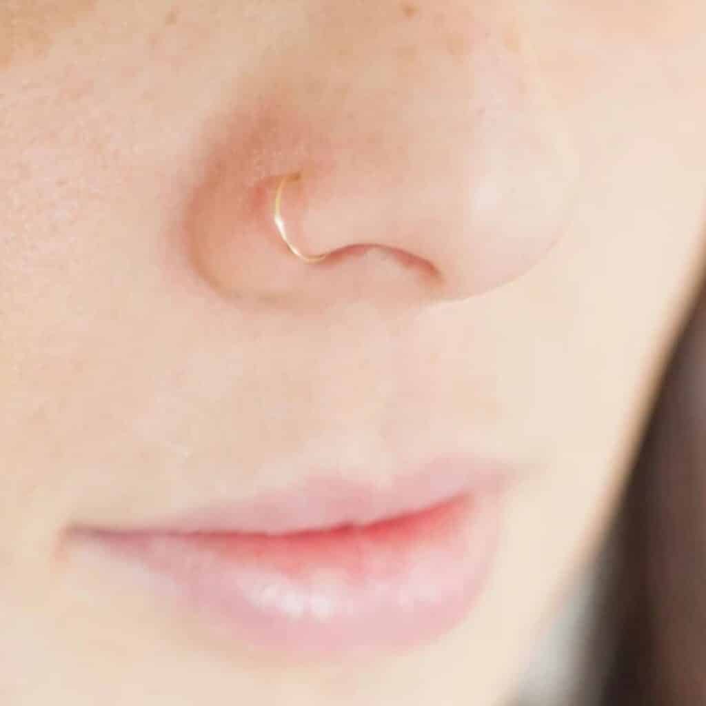 Endless Hoop nose