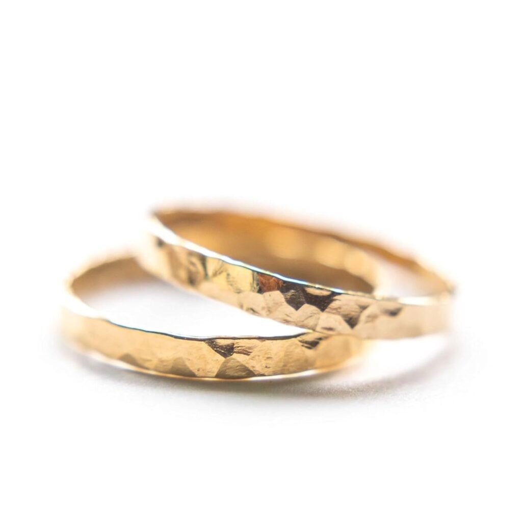 Gold thumb ring